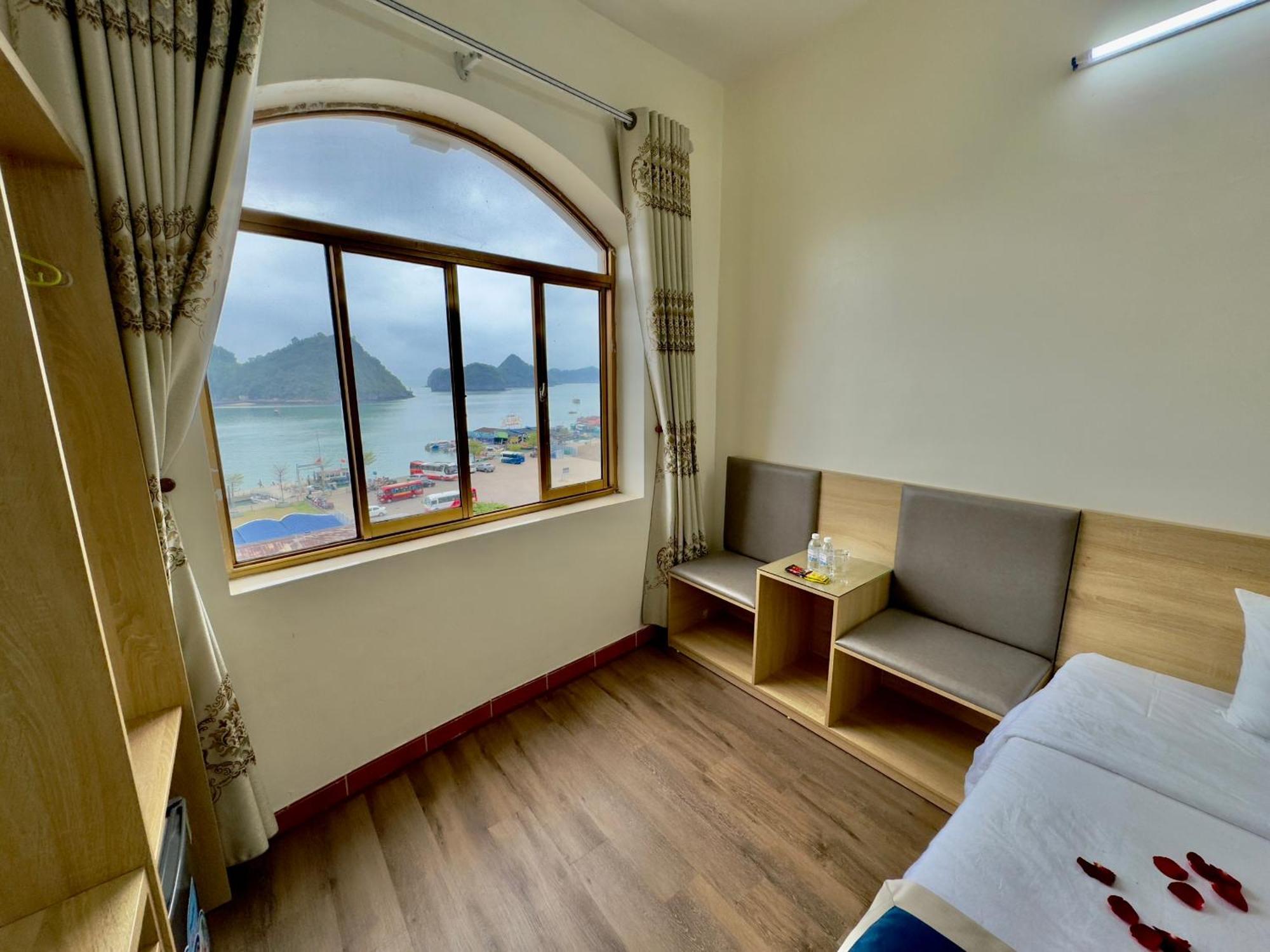 Cat Ba Plaza Hotel Dong Khe Sau Exteriér fotografie