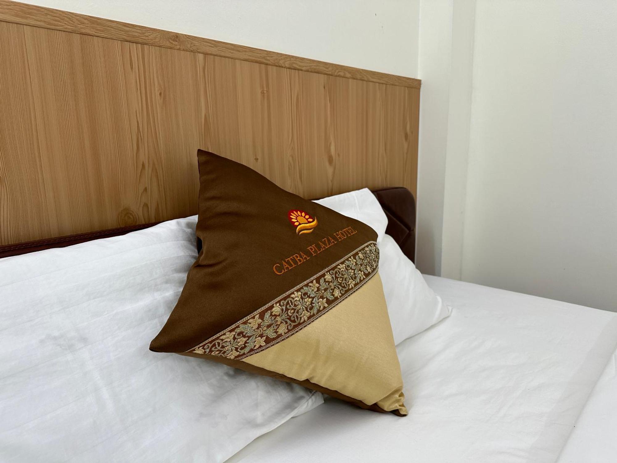 Cat Ba Plaza Hotel Dong Khe Sau Exteriér fotografie